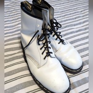 Dr Marten's 1460 Combat Boots